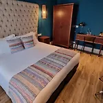 فندق Acores Autentico Boutique 4*