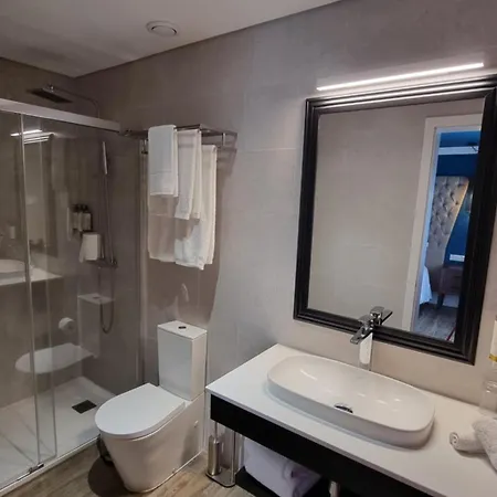 Acores Autentico Boutique Otel 4*